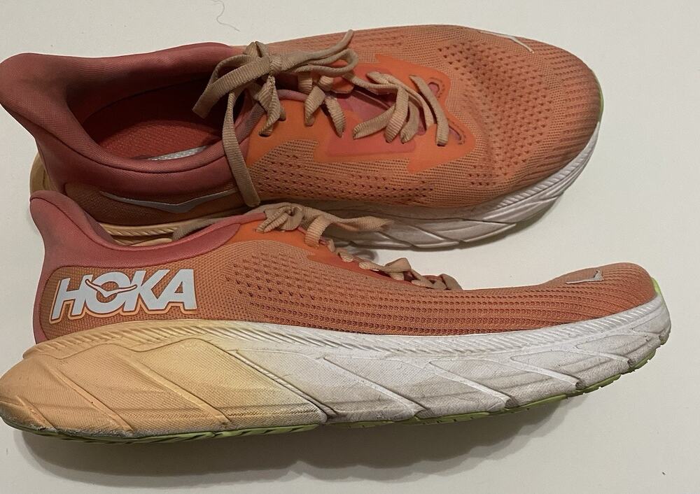 Hoka Arahi 7 Womens Sz 8D Running Shoe Orange Gym Sneaker Wide Walking Shoe Fit